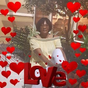 Meet your Posher, Lurline